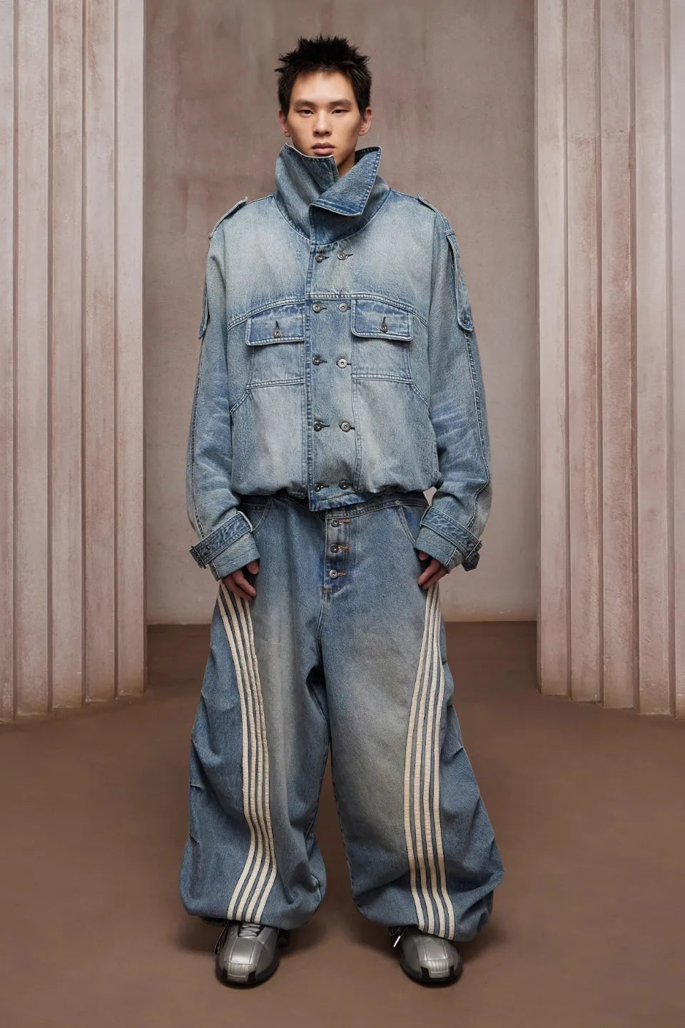 Duty Washed Distressed Double Breasted Short Wide Denim Jacket