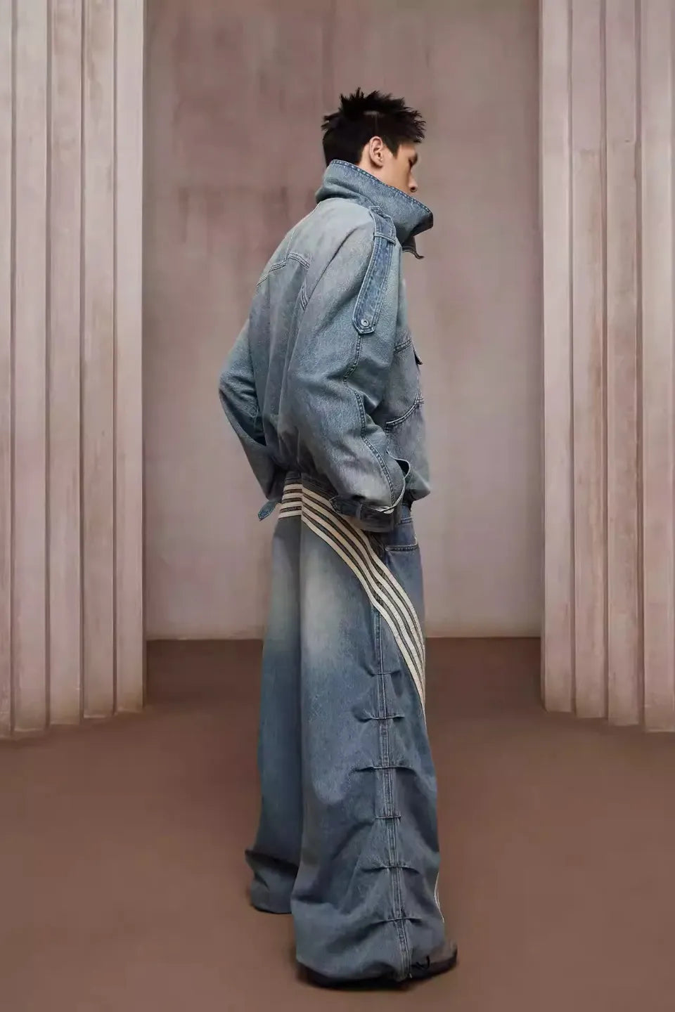 Duty Washed Distressed Double Breasted Short Wide Denim Jacket