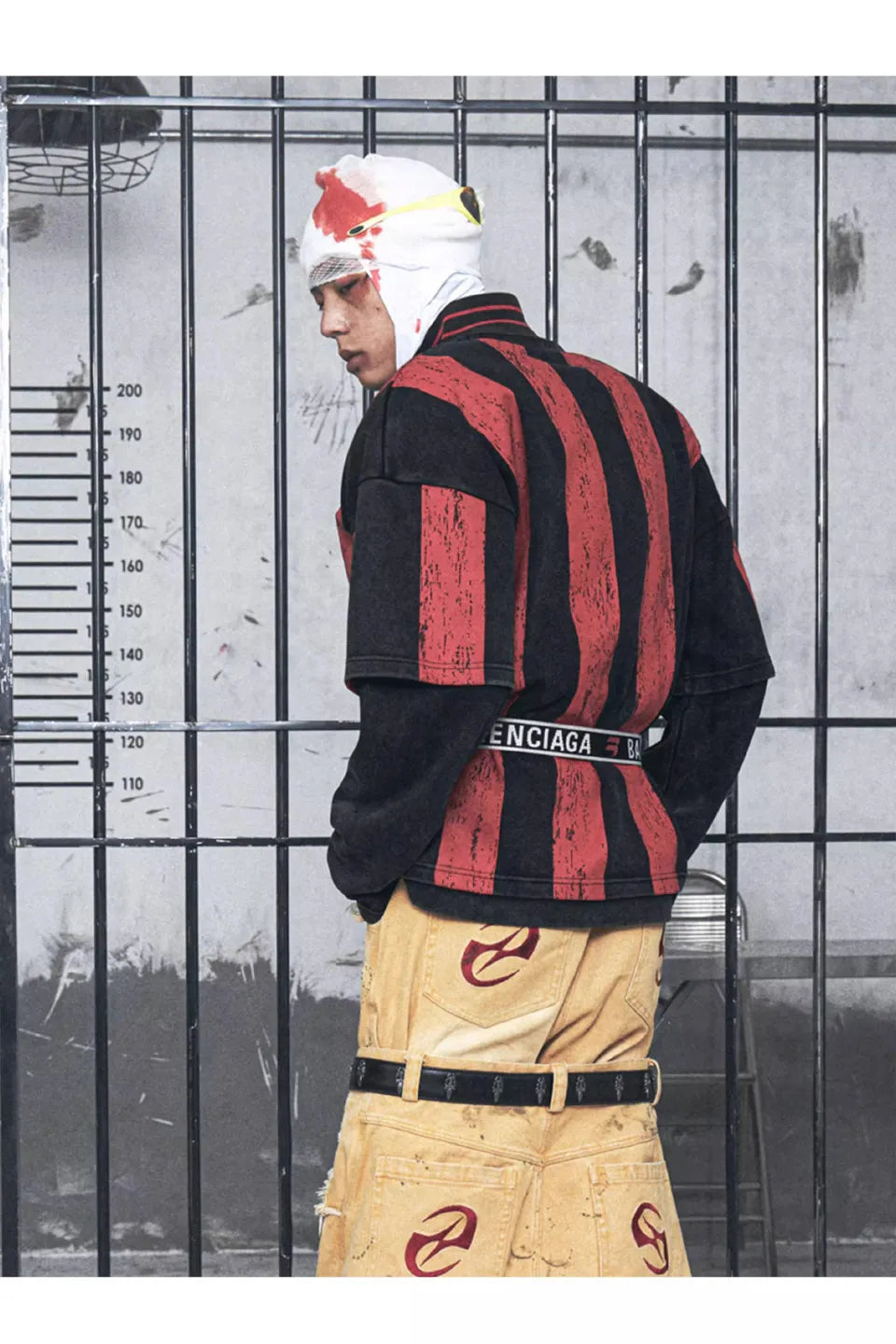 Fake Two Piece Long Sleeved Embroidered Ball Jersey