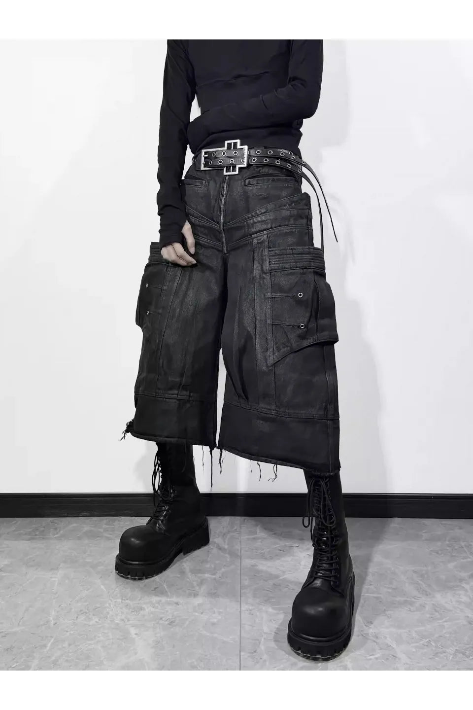 Frayed Hem Metallic Sheen Shorts with Structural Stitching