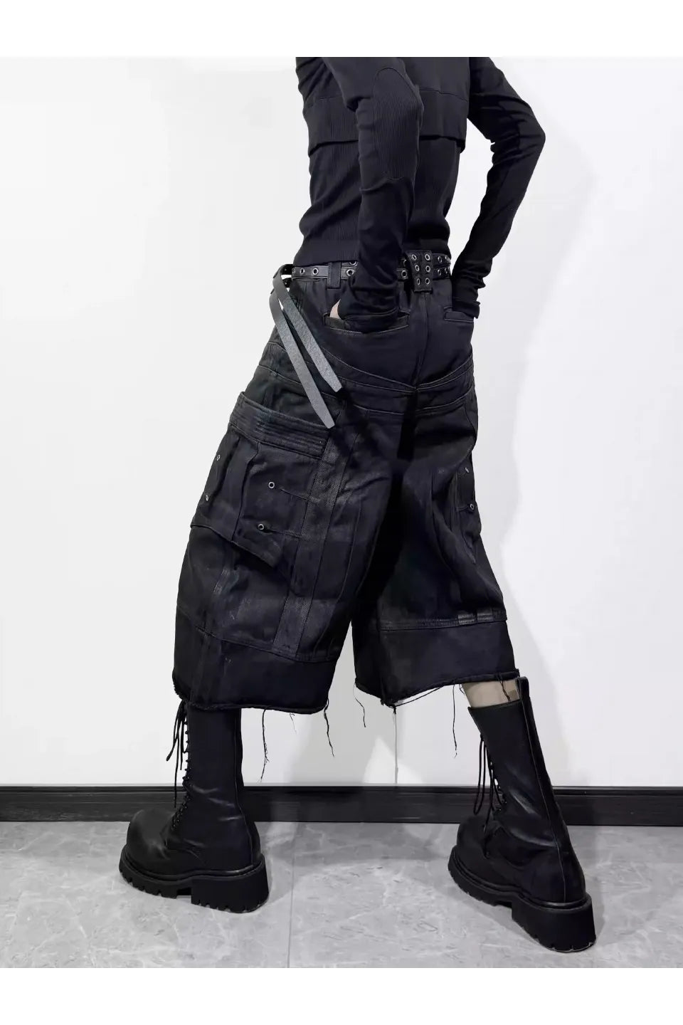 Frayed Hem Metallic Sheen Shorts with Structural Stitching