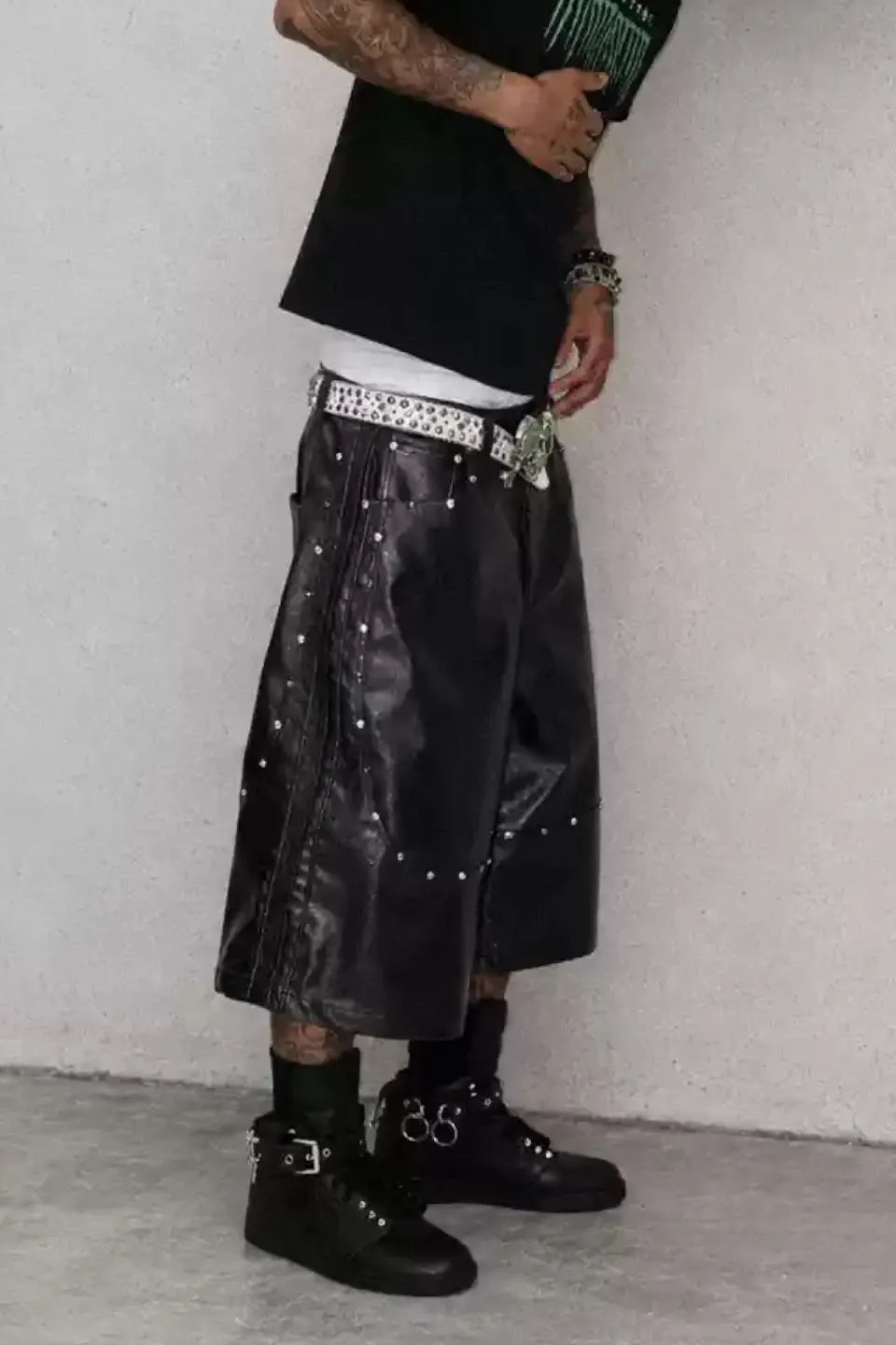 Glittering PU Studded Cropped Pants