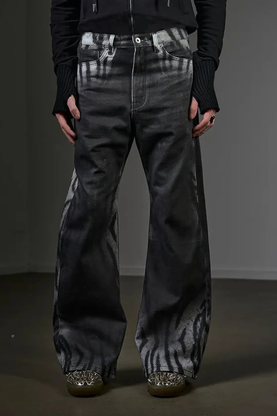Gradient Tiger Washed Digital Print Wide Leg Bootcut Black and Grey Jeans