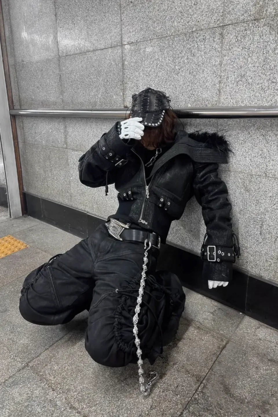 Heavy Texture Hooded Fur Collar Shirred Leather Jacket