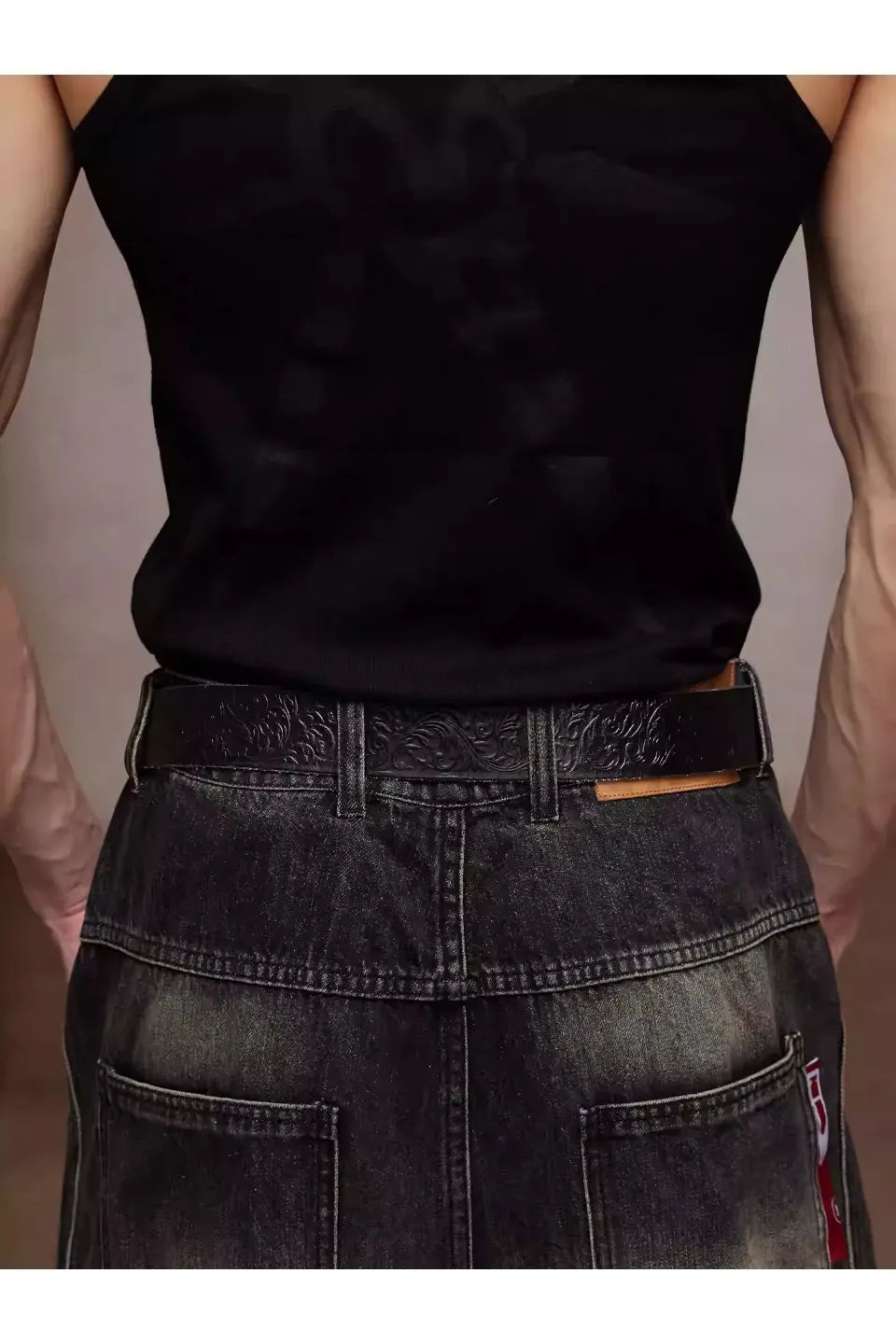 Honeysuckle Buckle Carved Leather Belt