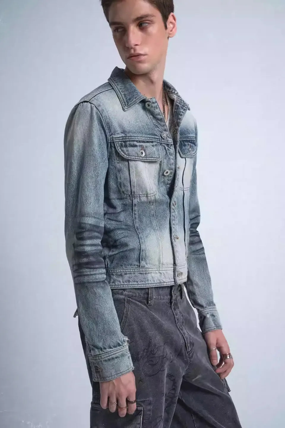 KNIGHT Tiger Pattern Sprayed Denim Jacket