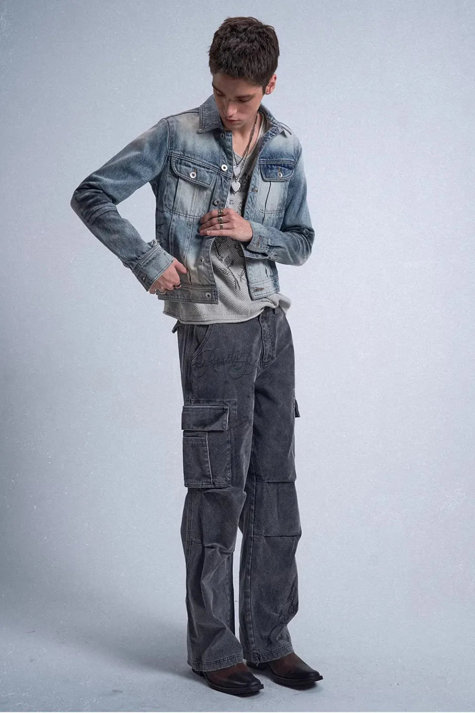 KNIGHT Tiger Pattern Sprayed Denim Jacket