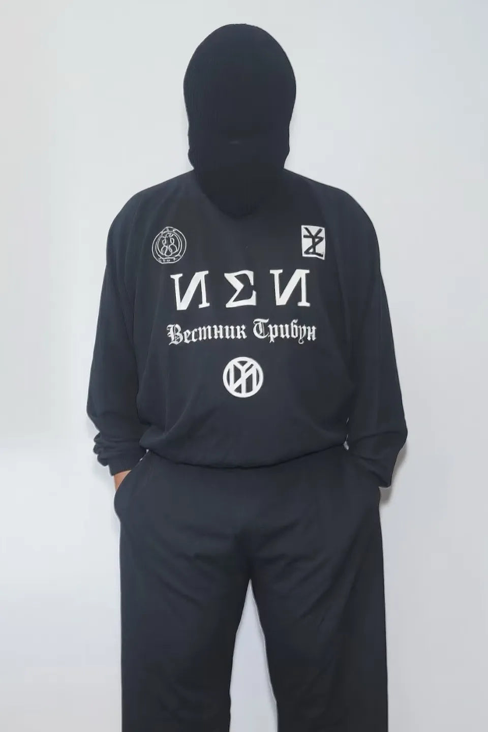 Large Fit Pullover