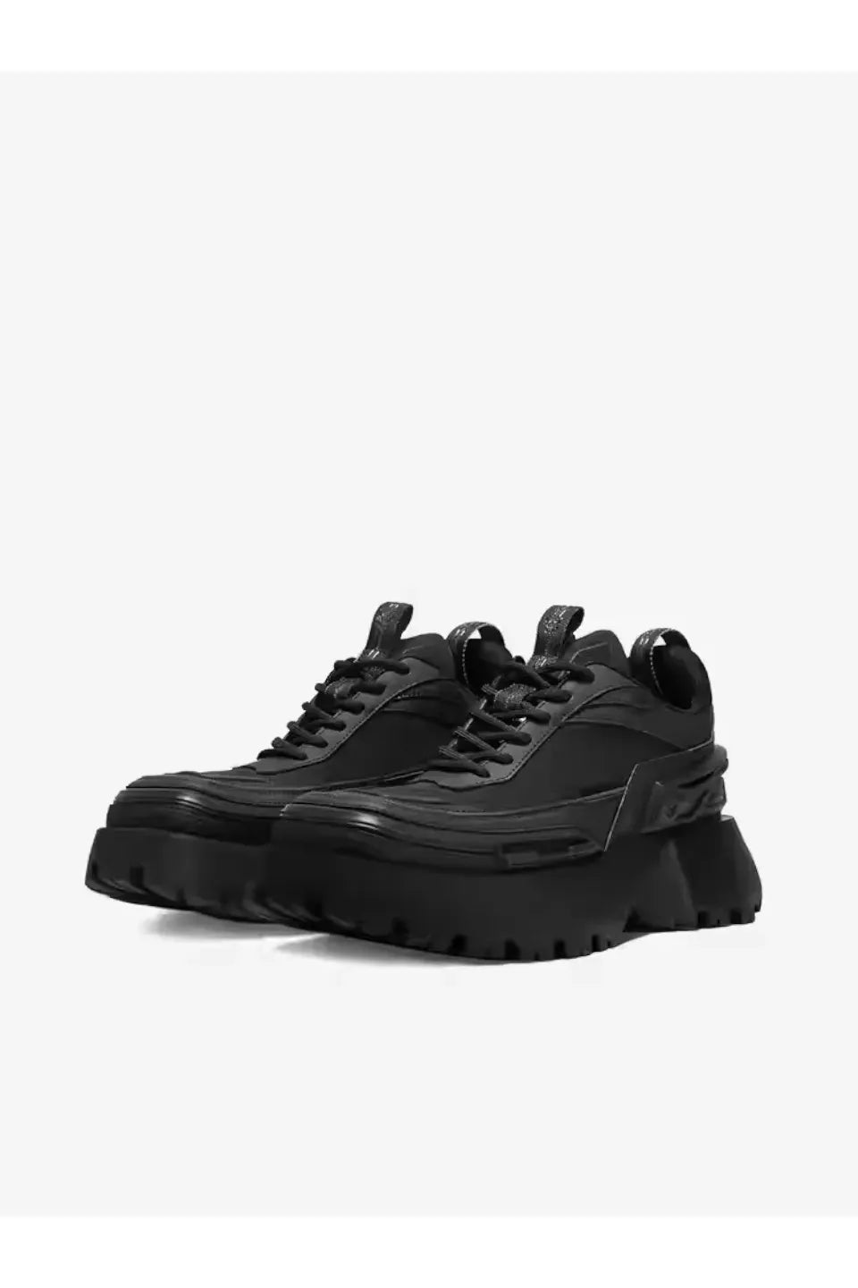 Mecha Coutrue Sneaker