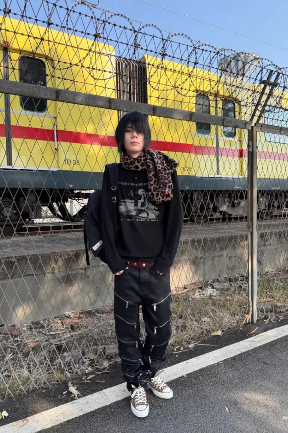 スパッツ色々 REBEL WAVE | Multi Zipper Wax Pants マルチジッパー ワックス デニム