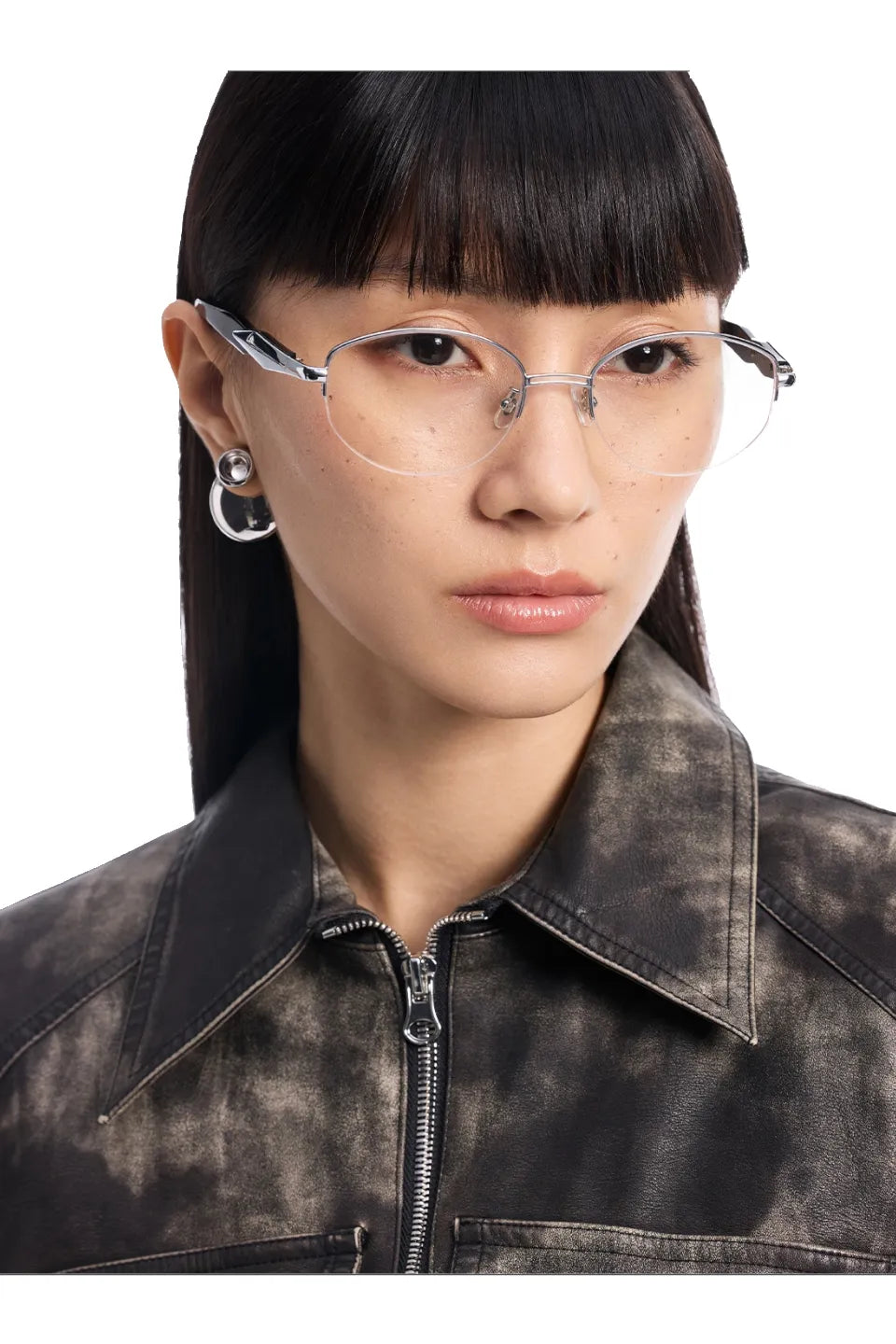 Neo Classic Oval Eyewear