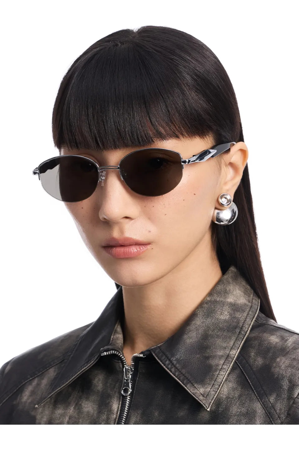 Neo Classic Oval Eyewear