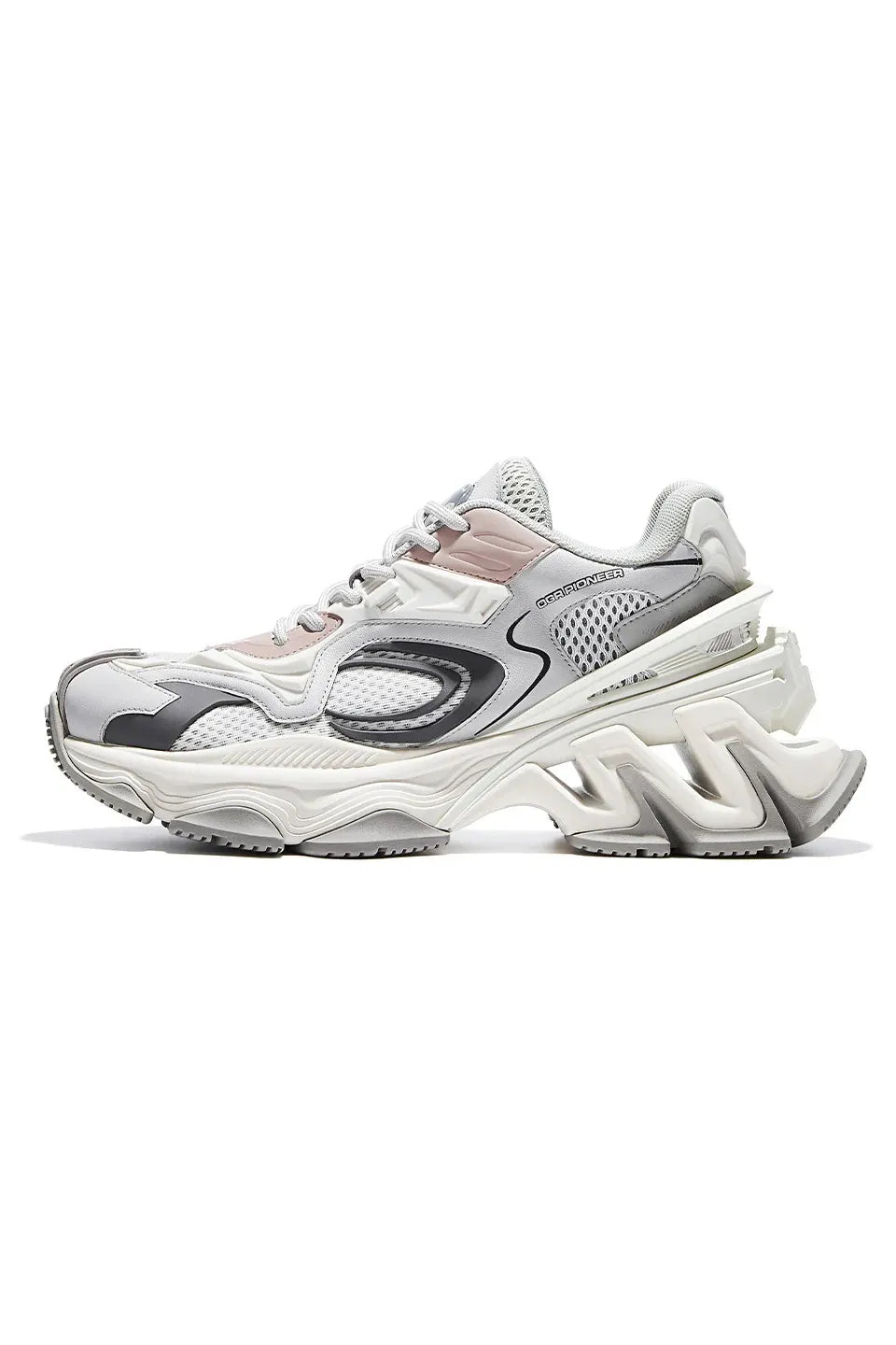 Pioneer Sneaker