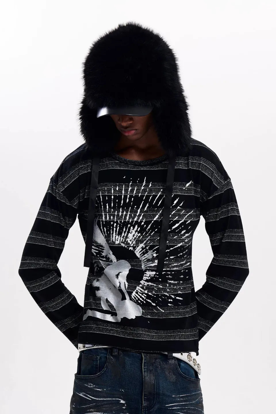 Portrait Graphic Striped LS T-shirts