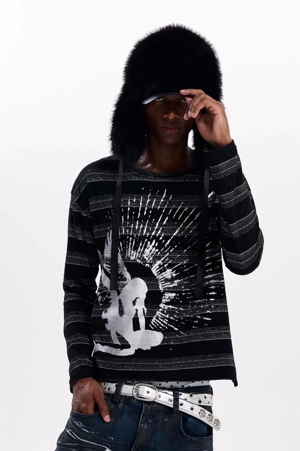 Portrait Graphic Striped LS T-shirts