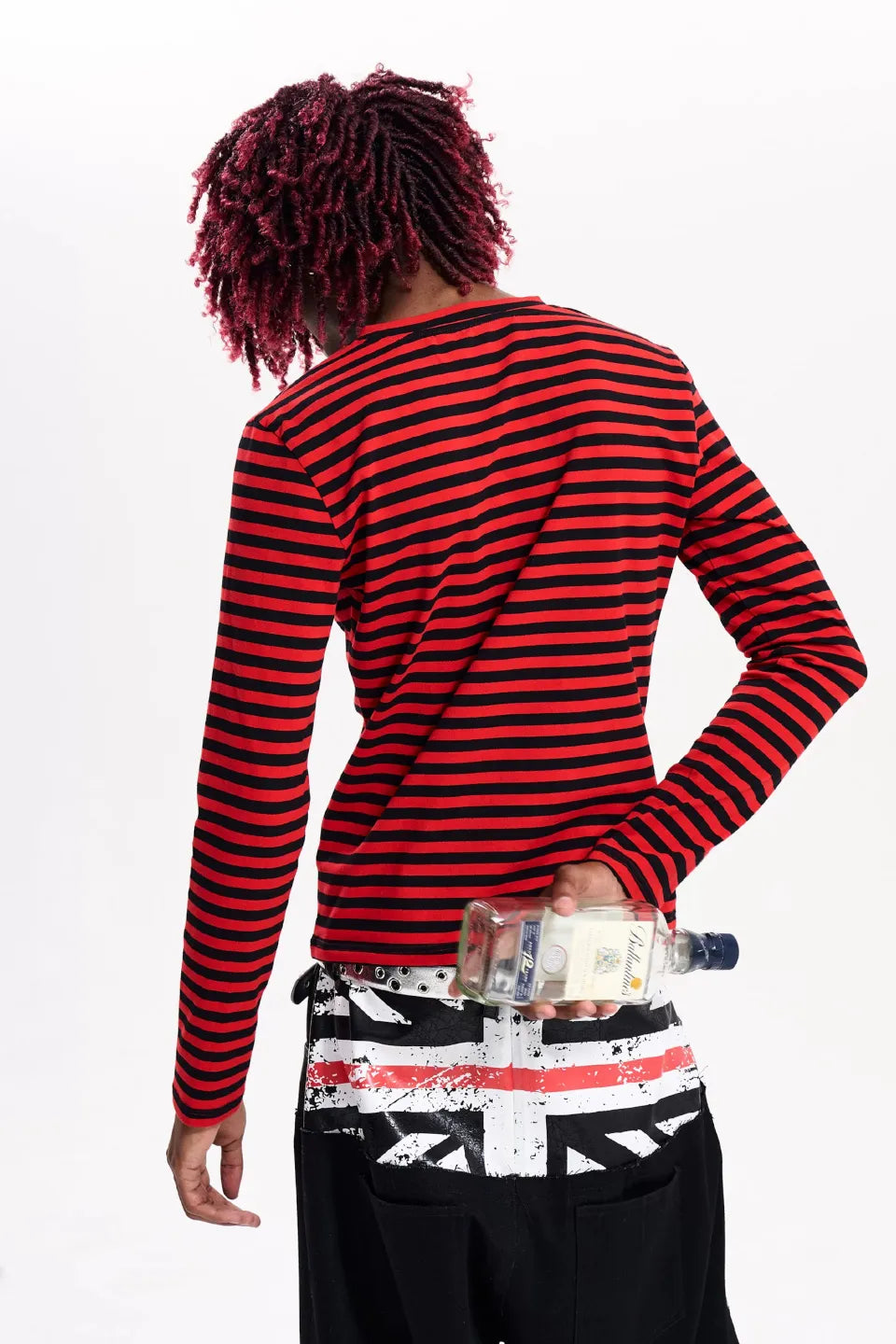 FOURTH3EX Red Striped Distorted Portrait Graphic LS T-shirts - レッドとブラックのボーダー柄地に歪んだ表情や目元のフォトグラフィックがプリントされたスリムフィットのロングスリーブTシャツ