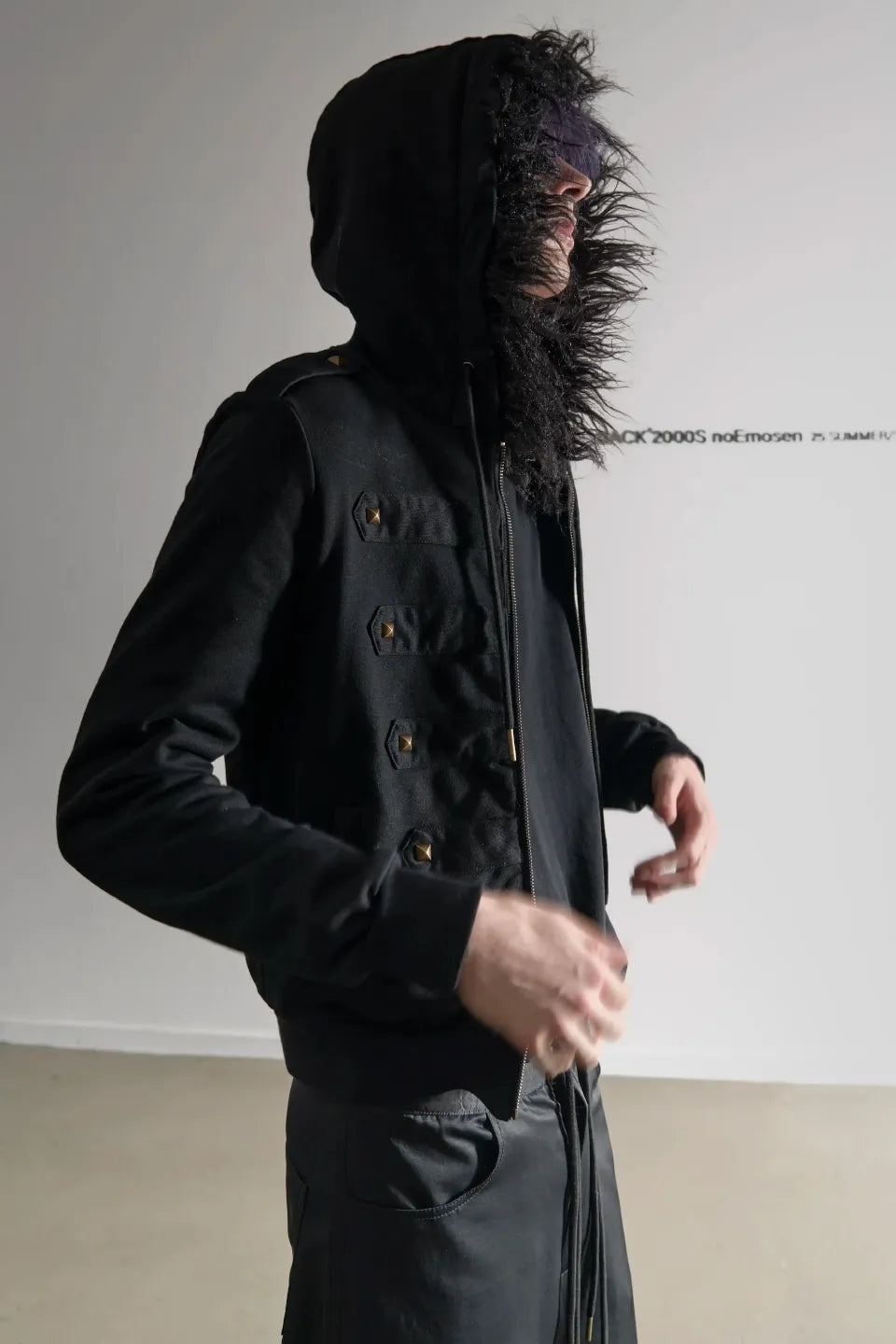 Rivet Decorated Slim Fit Hooded Fur Collar Sweatshirt