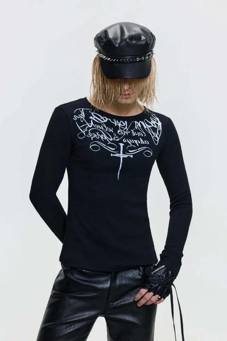 Rune Cross Tee