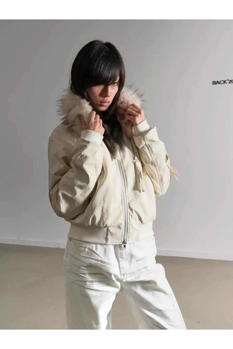 Snow White Rubbed Leather Detachable Fur Short MA-1 Cotton Jacket