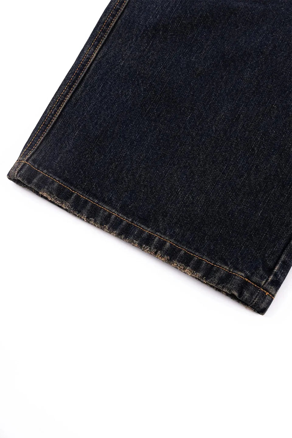 Switching Pierced Baggy Jeans