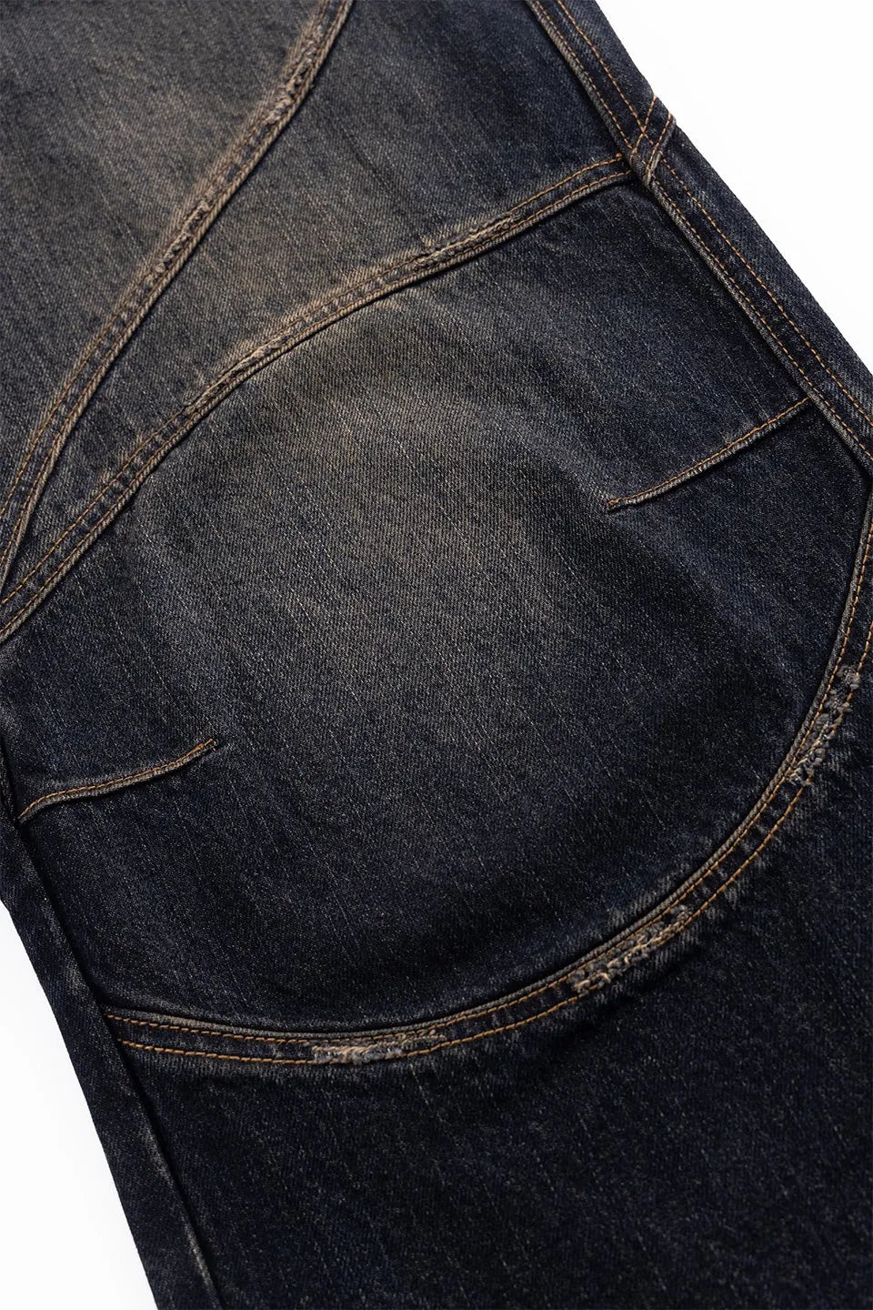 Switching Pierced Baggy Jeans