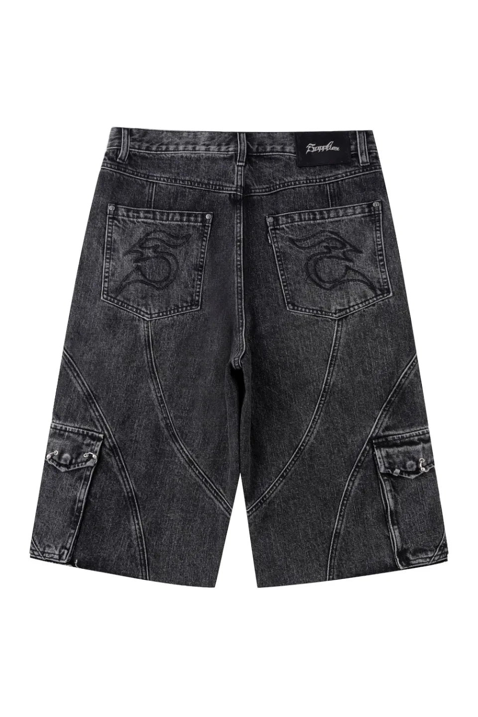 Switching Pierced Baggy Denim Shorts