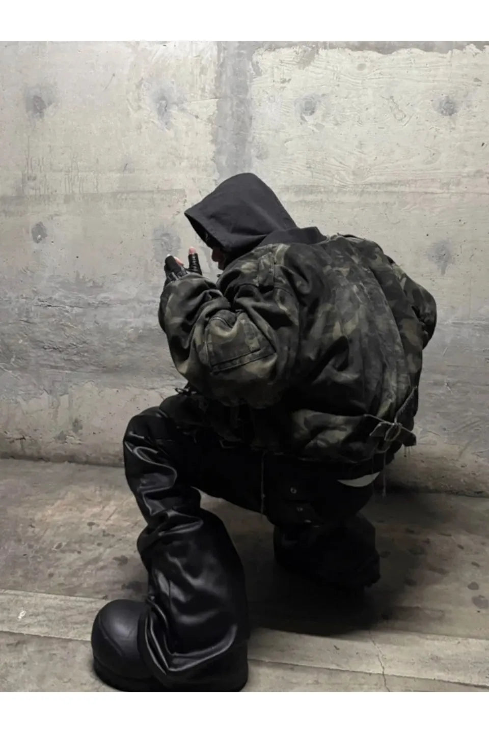 Washed Camouflage Bomber Jacket with Thickened Cotton