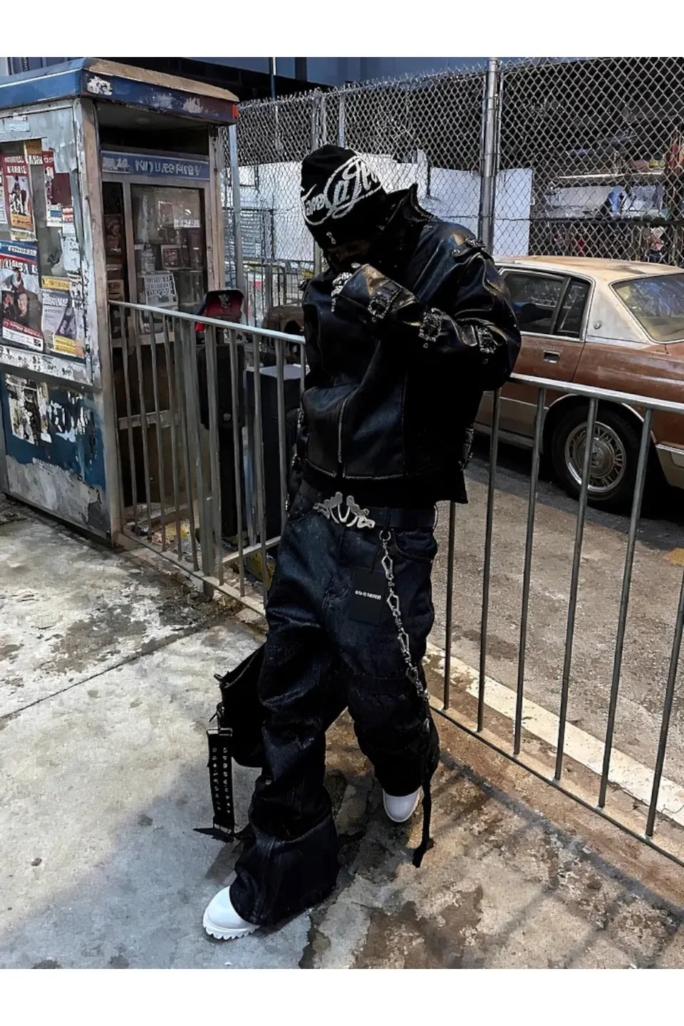 Waxed Paint Textured Adjustable Buckle and Ribbon Slightly Flared Loose Jeans