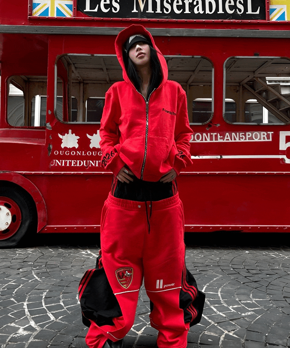 REBEL WAVE 2026SSコレクション。ルック写真。