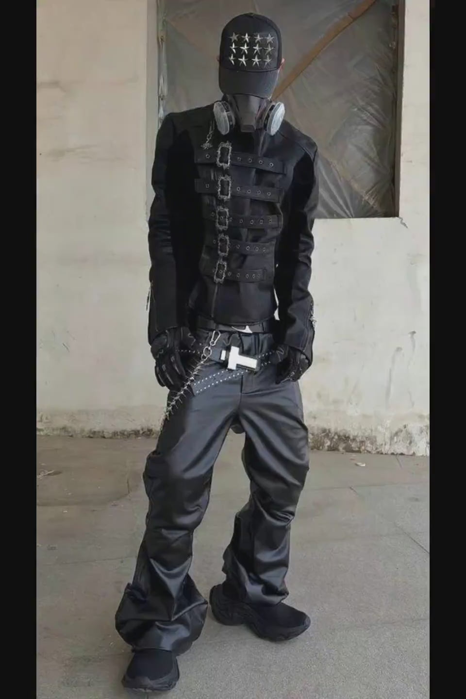 TH4SWE Lace Up Leather Napoleon Jacket - フロントのボタン装飾とサイドのレースアップが特徴のブラックレザージャケット