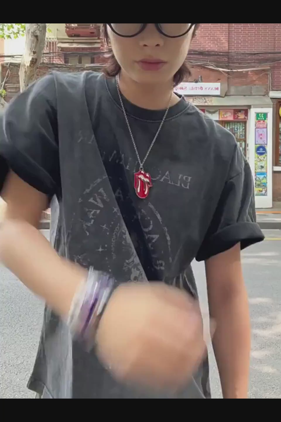 CINDER VEIN Enzyme Washed Camo Patchwork Shorts - 多彩な迷彩パターンのパッチワークとヴィンテージ加工が特徴のショーツ