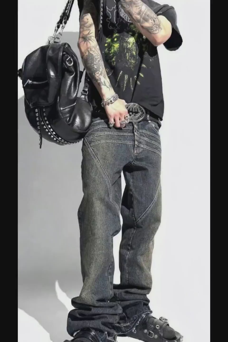 Marekboro Beltのストラップ。耐久性の高い本革レザーと丁寧なコバ処理のディテール